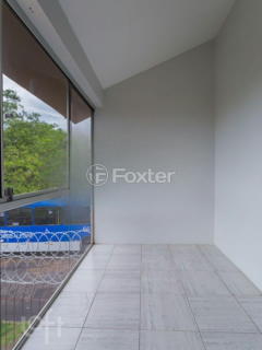 Image 13 - 240785