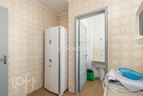 Image 4 - 240830