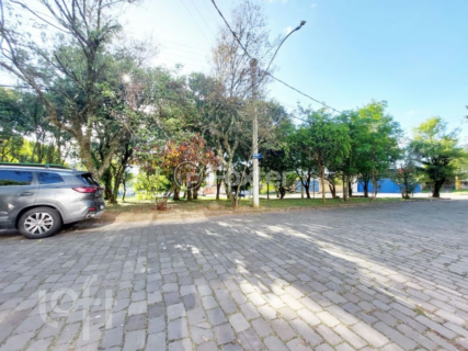 Image 33 - 240890