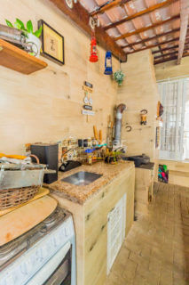 Image 30 - 241526