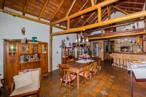 Image 15 - 241668