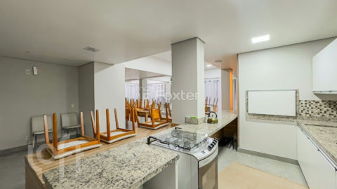 Image 38 - 242215