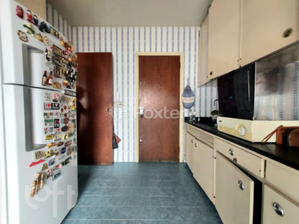 Image 3 - 242234