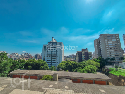 Image 30 - 242821