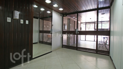 Image 35 - 242900