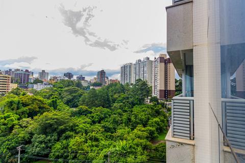 Image 13 - 242931