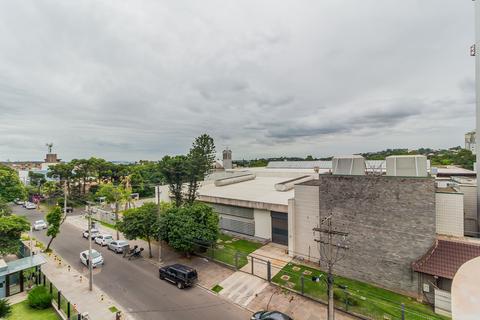 Image 17 - 243795