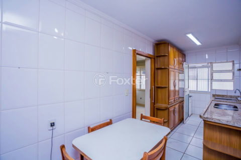 Image 32 - 243820