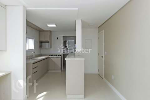 Image 7 - 243910