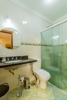 Image 31 - 244001