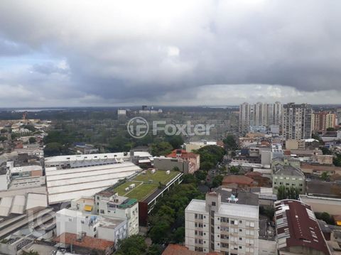 Image 9 - 244044