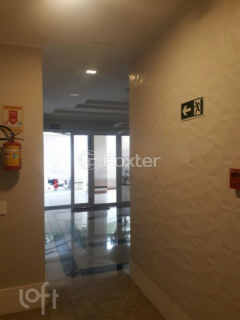 Image 7 - 244044