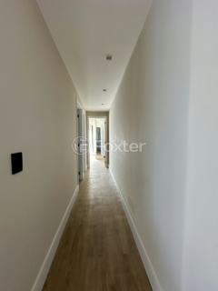 Image 4 - 244137