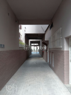 Image 7 - 244258