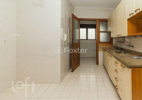 Image 9 - 244285