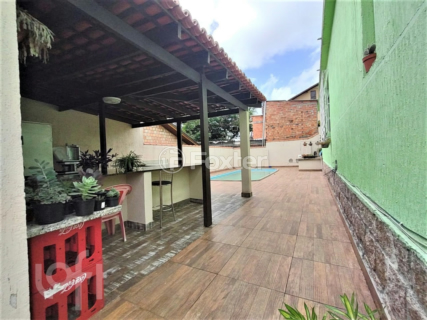 Image 19 - 244355