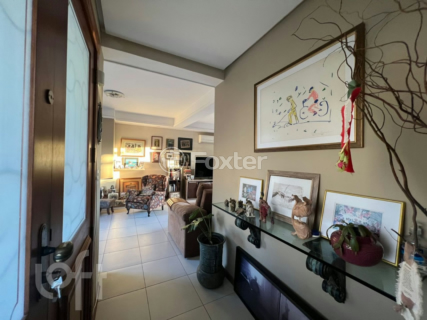 Image 7 - 244401