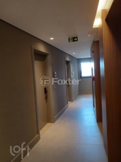 Image 21 - 244745