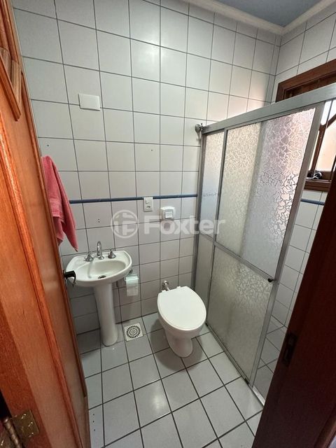 Image 15 - 244837