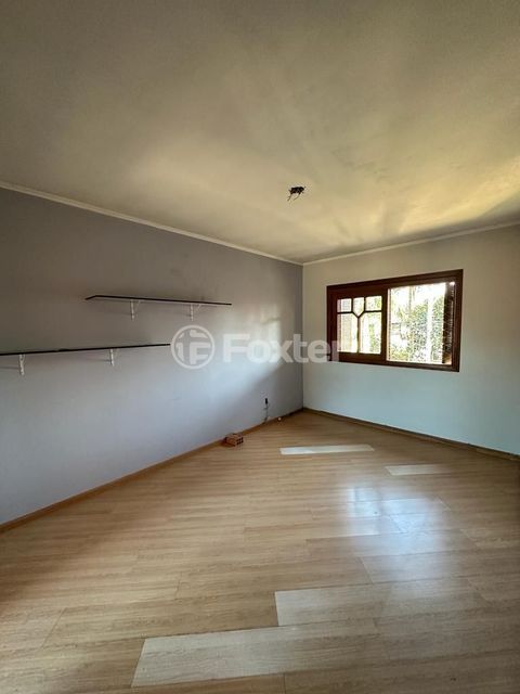 Image 21 - 244837