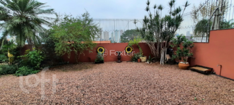 Image 33 - 244856
