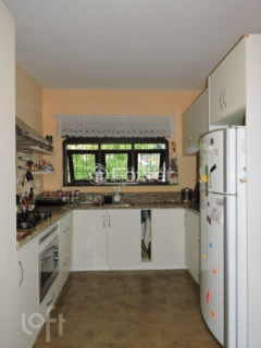 Image 7 - 244886