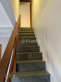 Image 21 - 245301