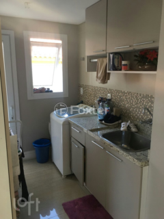 Image 33 - 245335