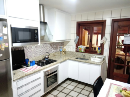 Image 25 - 246063