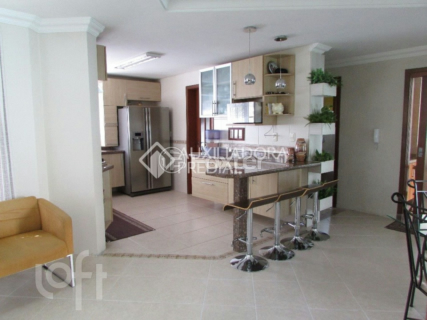 Image 11 - 246403