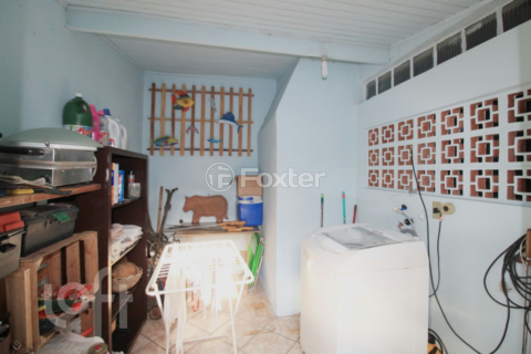 Image 11 - 246840