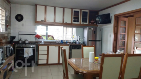 Image 6 - 246912