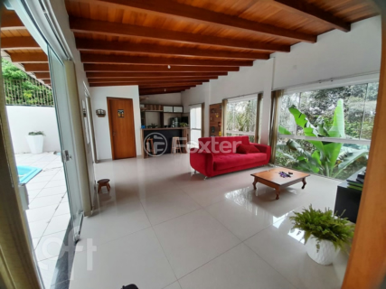 Image 6 - 247349