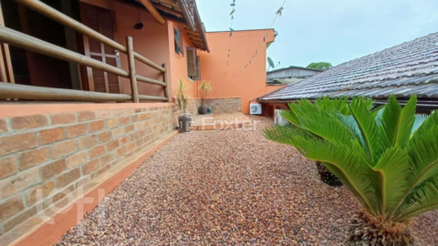 Image 37 - 247430