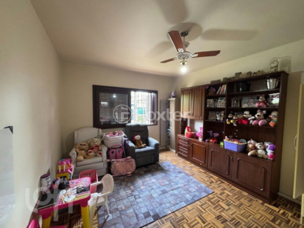 Image 21 - 247734