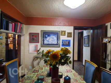 Image 17 - 247817