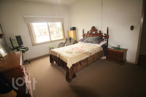 Image 11 - 247827