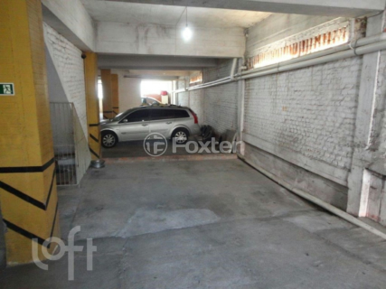 Image 26 - 247880