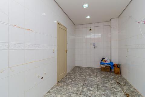 Image 15 - 249665