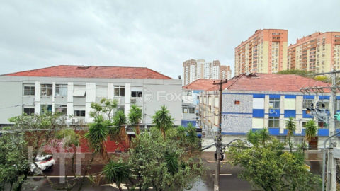 Image 9 - 250001