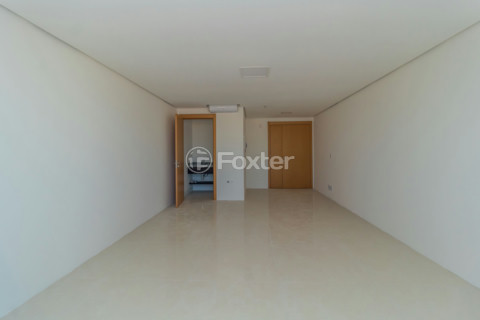 Image 3 - 250363