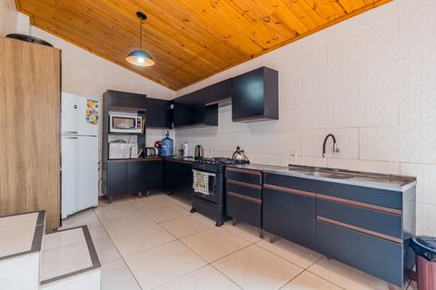 Image 35 - 250384