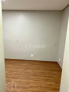 Image 25 - 250750