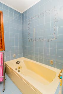 Image 47 - 250889