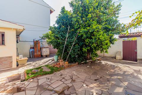 Image 36 - 251029