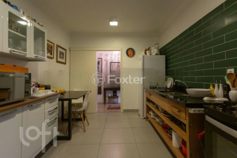 Image 35 - 256855