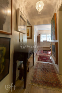 Image 31 - 256855