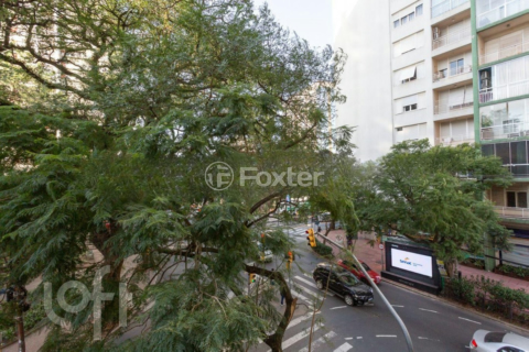 Image 21 - 256855