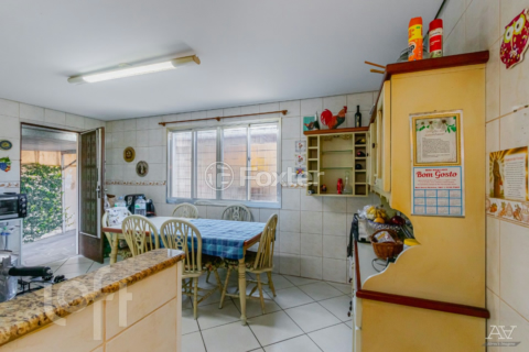 Image 17 - 256877