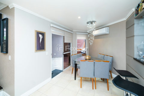 Image 31 - 257031